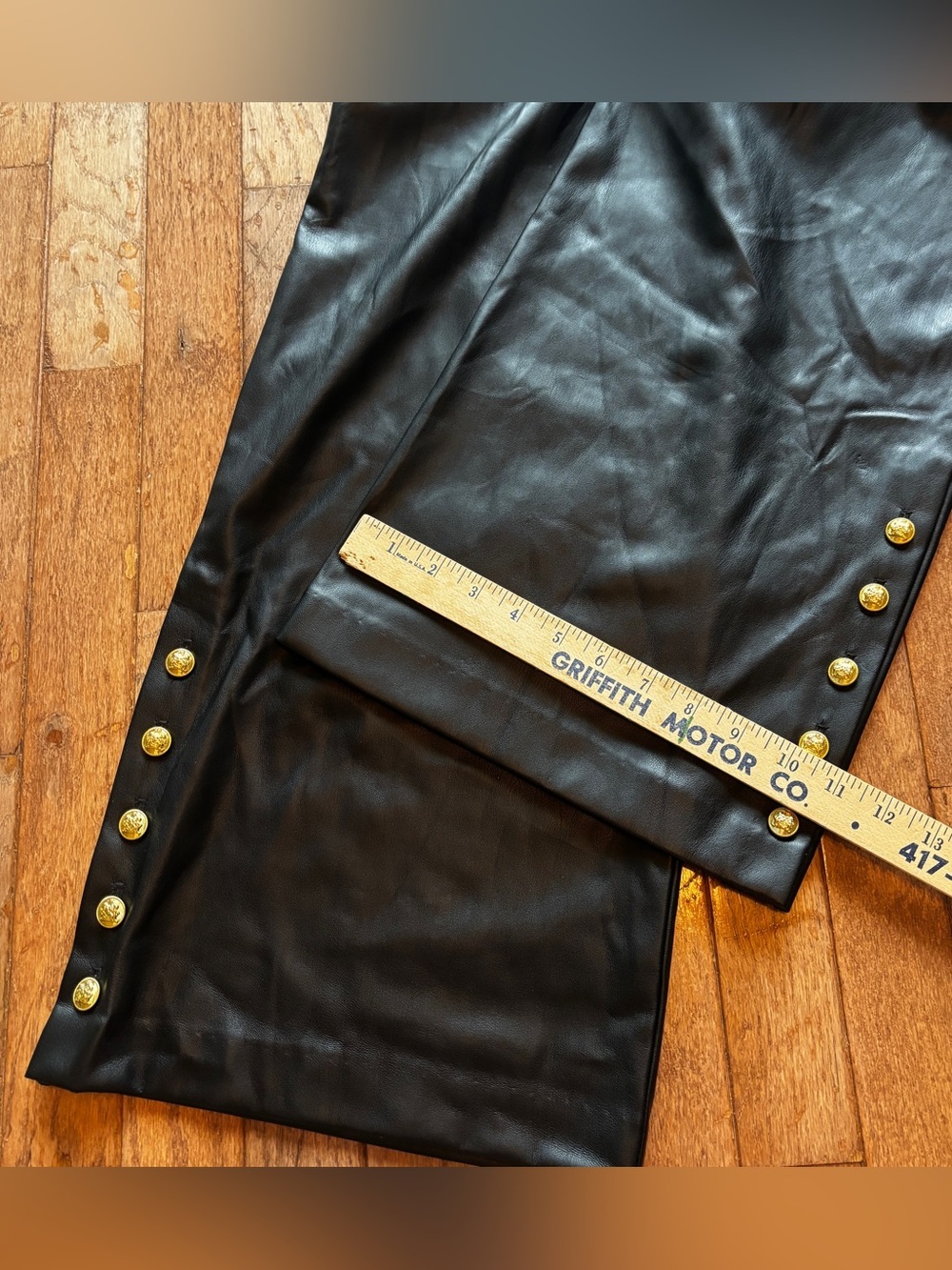 NWT Fitfteen Twenty faux leather button hem pants-L - Picture 4 of 9